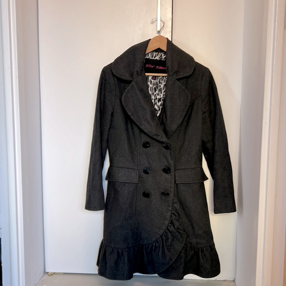 BETSY JOHNSON ruffle wool coat